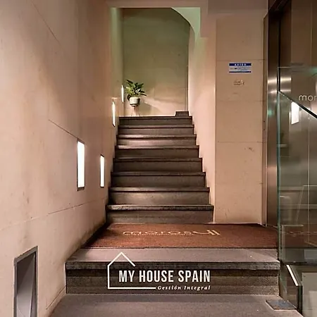 Apartahotel Moros 41