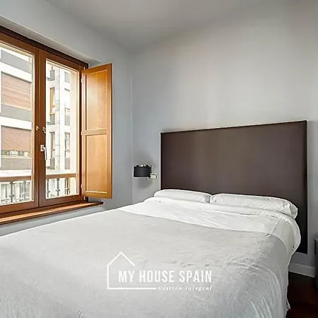 Moros 41 Apartahotel 3*