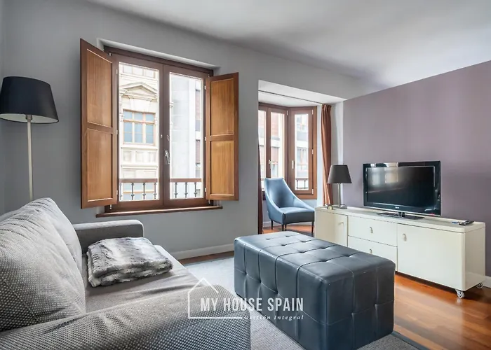 Aparthotel Myhousespain - Moros 41 3*